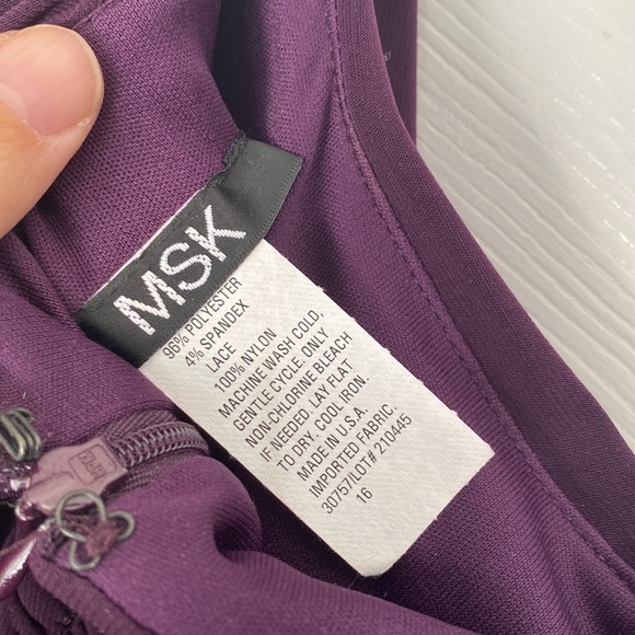 Formal dress - Picture 7 of 7